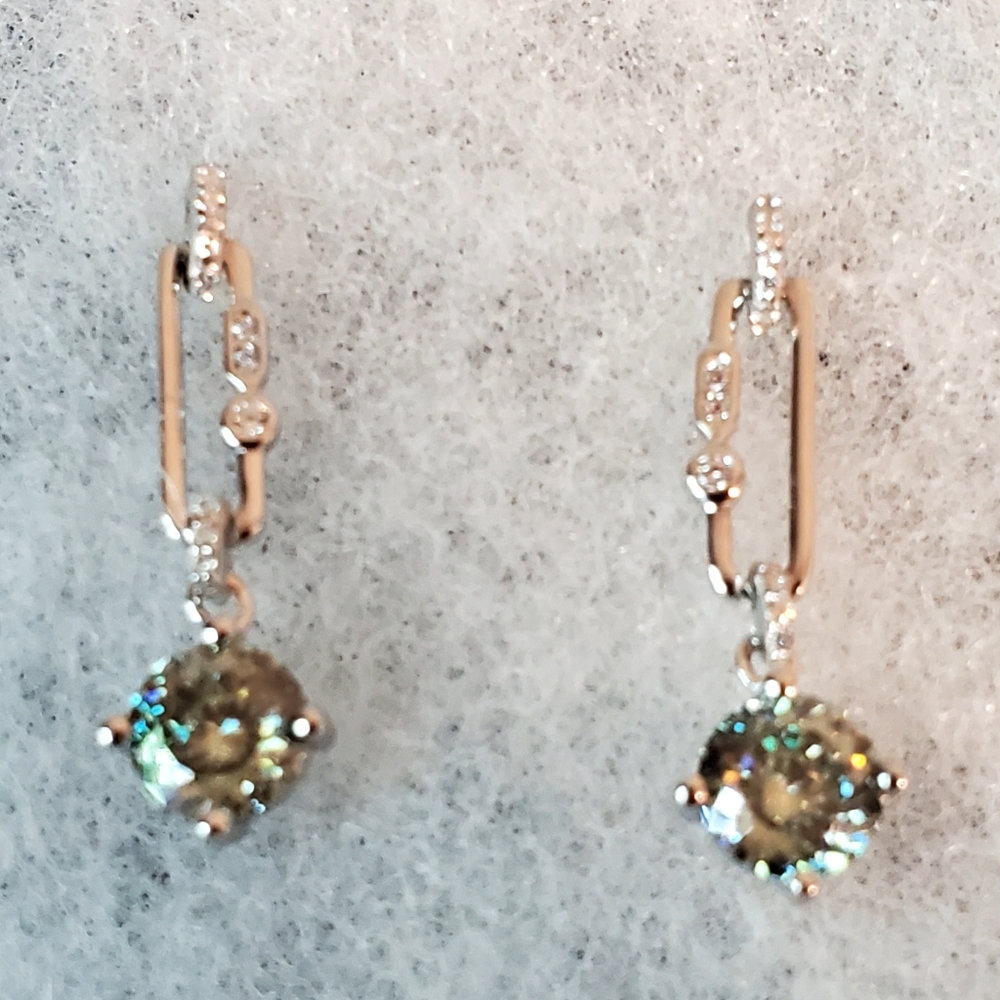 πNEW 2 Ctw Green Diamond Drop Earrings - Picture 8 of 12
